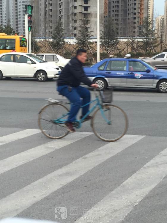 安子发生一车祸