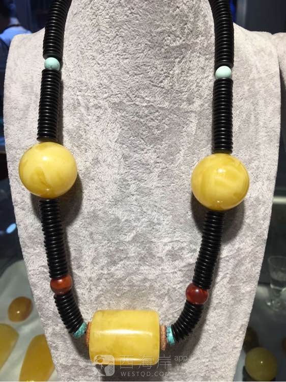 有喜欢蜜蜡琥珀得可以看看