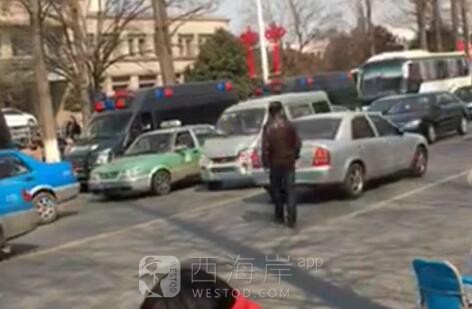 [生活杂谈]胶南人民医院被挂横幅索命了！！！