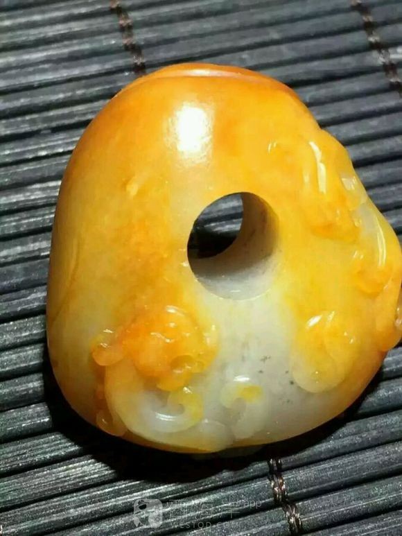 鉴赏和田玉籽料