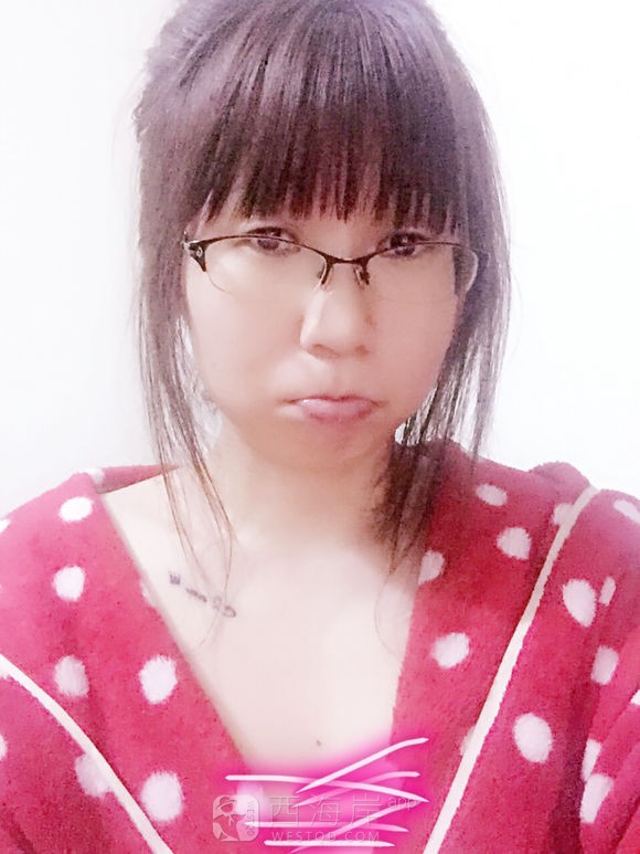 好像几个月没爆照了呢