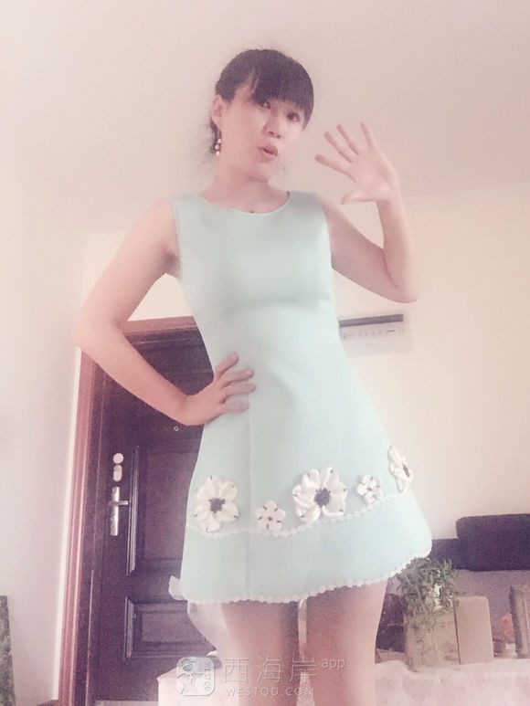 好像几个月没爆照了呢