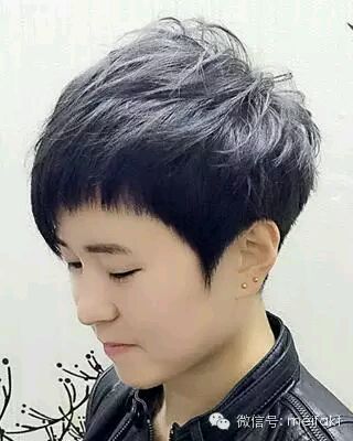 黄岛的美女们，能不能告知下黄岛哪里设计发型，烫头发好啊？