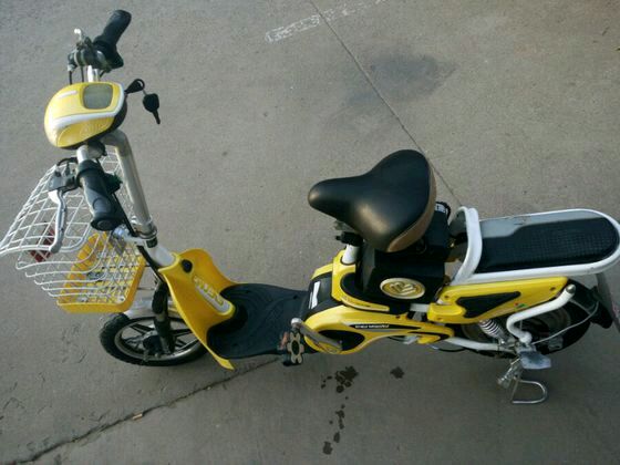 出电动车，二手。。。