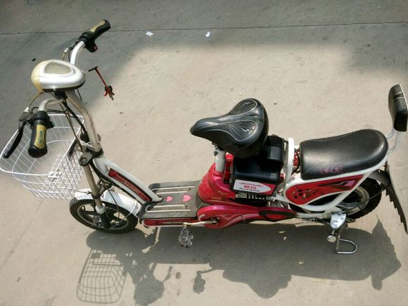 出电动车，二手。。。