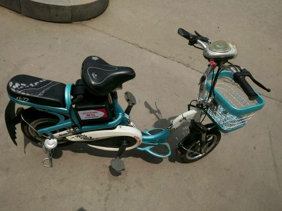 出电动车，二手。。。