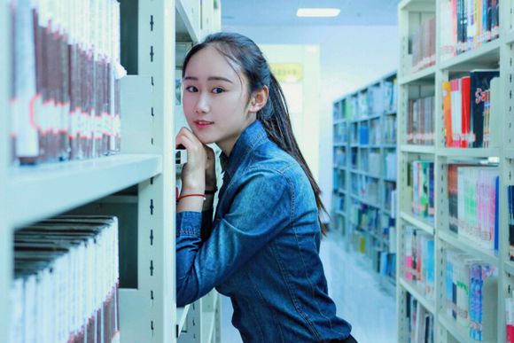 万能的贴友们~微信帮忙投票啦！不发图知道你们不来~