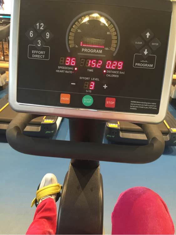 依旧唐岛湾，健身房