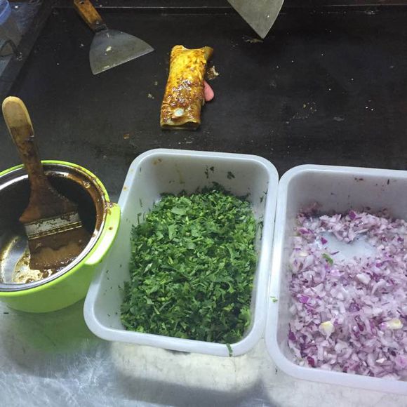 我是不是应该开个帖子叫今天吃什么。