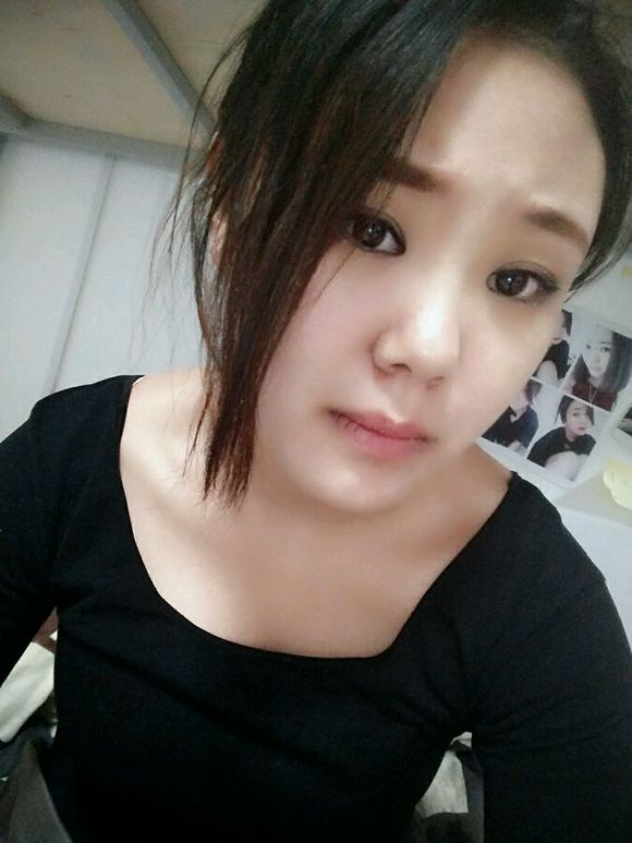 你要趁着自己年轻把所有想做的事都做了，所有想圆的梦都圆了才不会