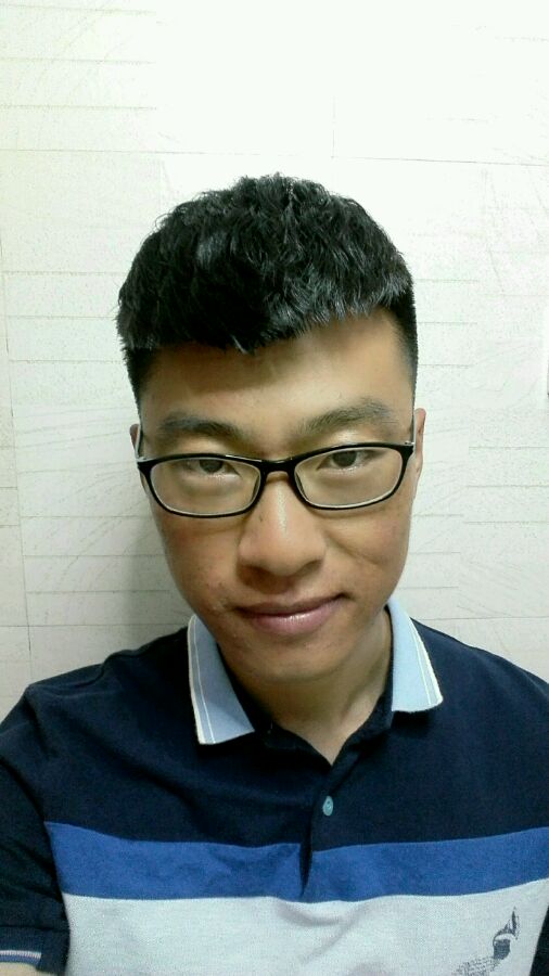 三毛理发店！！！头发理的可以丶