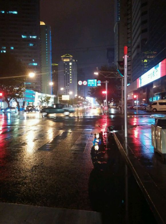 大家好小弟外地来黄岛的，时间不长，想出早餐。