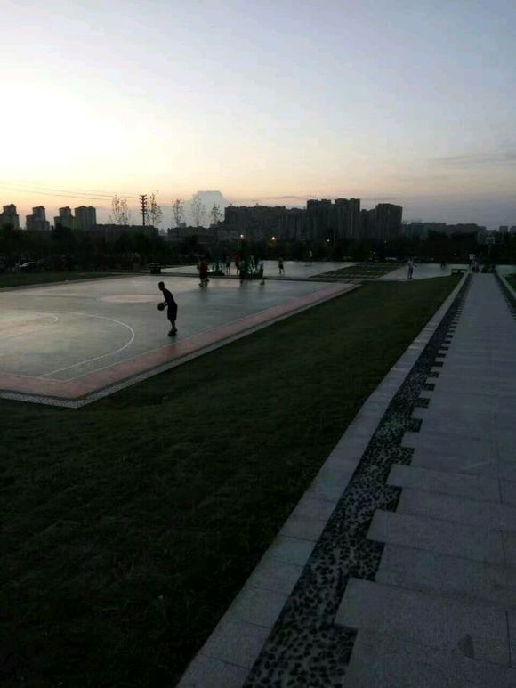 朋友这是青岛什么地方，特急！！！