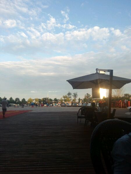 世界上最巧的事情，莫不在于，你