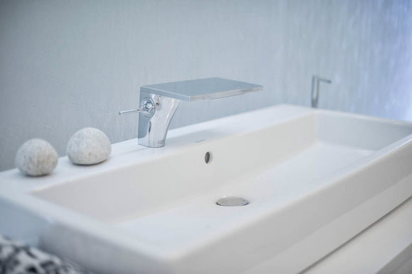 刚刚来到黄岛这个美丽的城市 给大家问个好