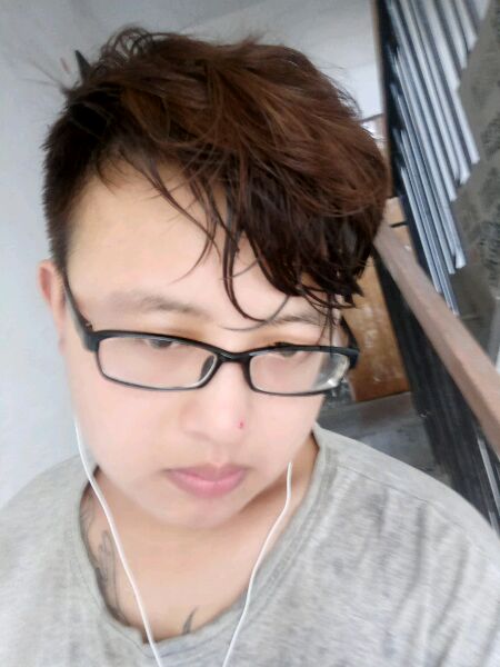 关于厂子名就不爆了