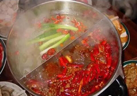 天冷了，吃火锅时千万别做这几件事！