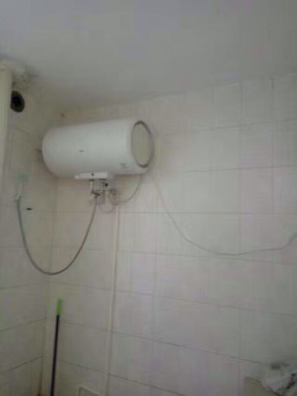房屋出租齐长城花园带隔楼拎包入