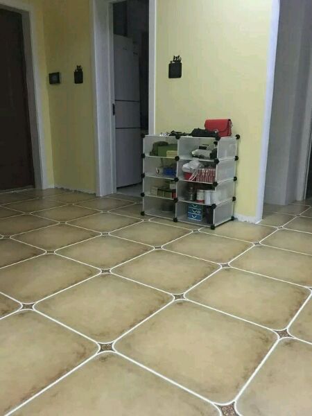 香江路精装套一，各种家具齐全