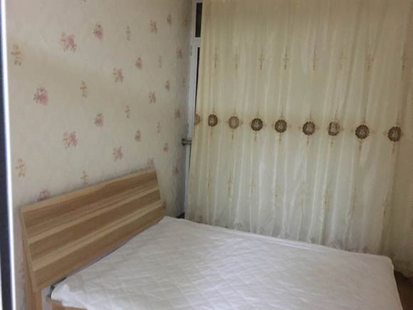 金沙滩附近套三求合租 仅限妹子