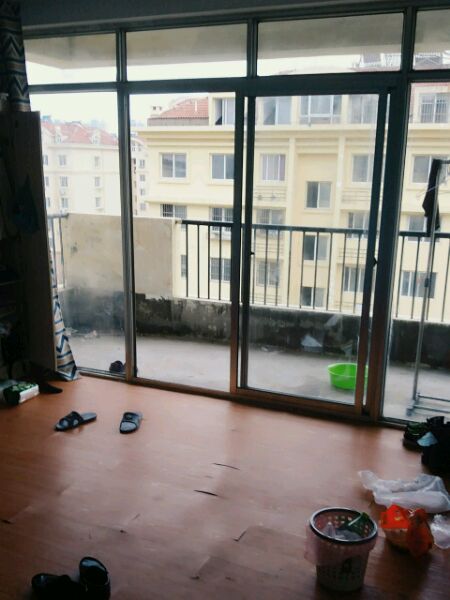 交一压一出租薛家岛单间