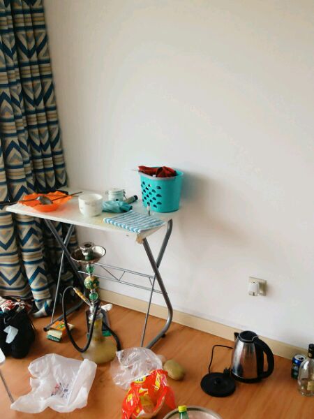 交一压一出租薛家岛单间