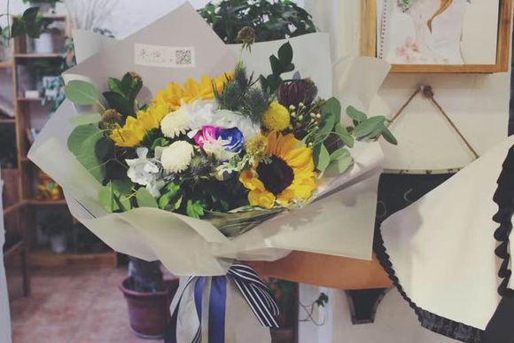 【求助】黄岛哪里有比较好一点的花店啊？