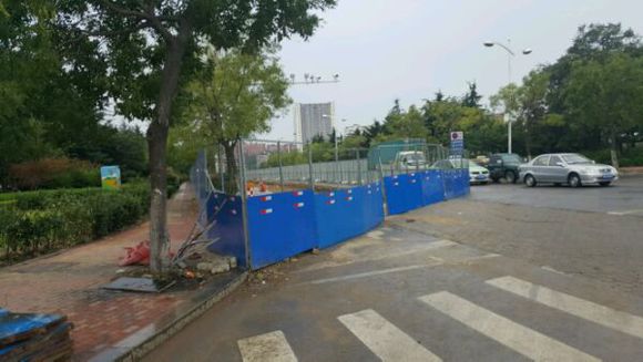 青岛西海岸新区
修路