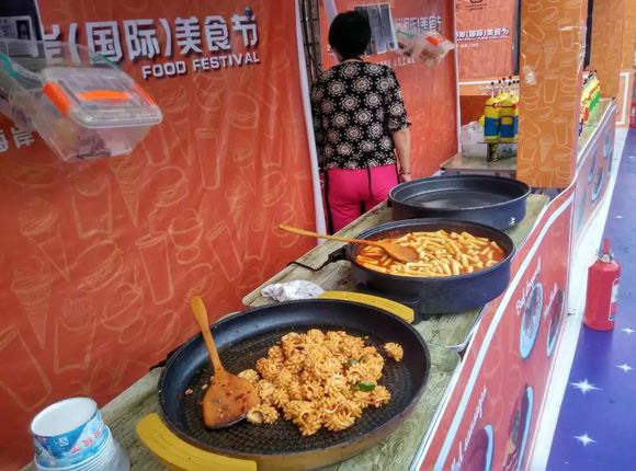 紧急通知，吃货福利！西海岸美食节，走起~上图！