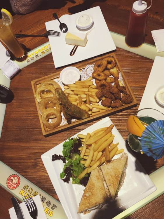 嘚瑟嘚瑟，偶遇啦