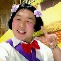 有没有会装修网店的？