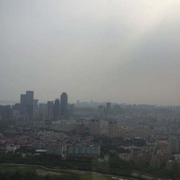 俯瞰黄岛市区，你能认出来图片中的地方嘛