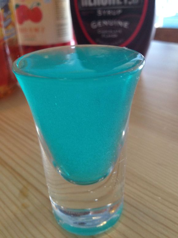 直播教大家调酒！