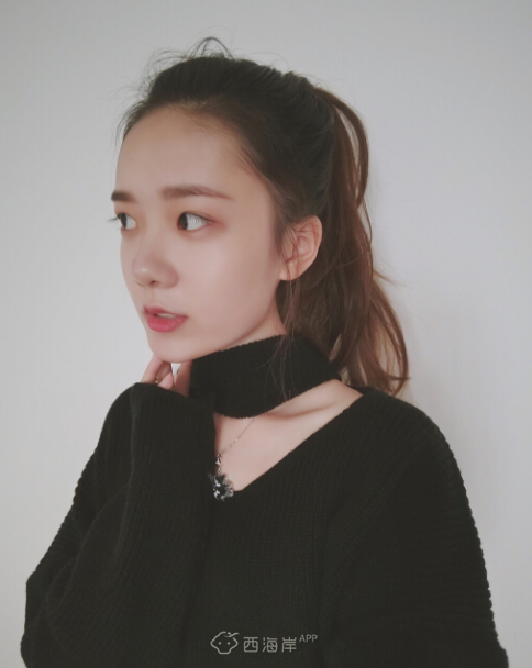 靠近我之前你要想清楚哦，我可是除了可爱什么都没有呢