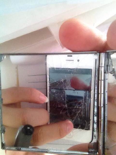 手机屏碎，请问黄岛哪家修手机的能分离手机外屏，单换触摸屏的