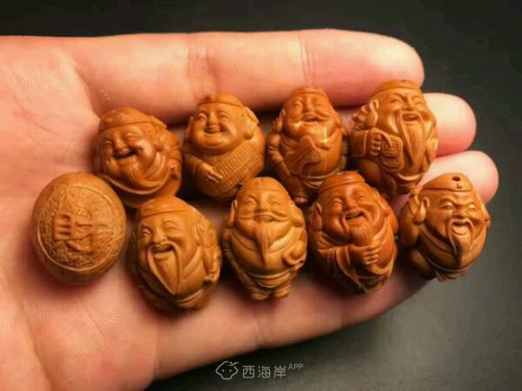 有志同道合喜欢文玩核雕，核桃的