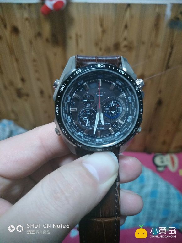 出个手表，11月份买的卡西欧eqs500,99新无划痕送一条