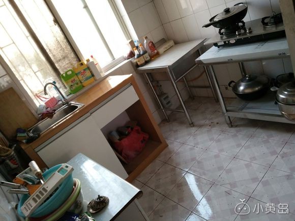 黄岛求合租，限女生，2室一厅，次卧求组！！