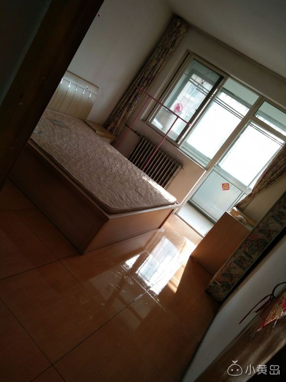 黄岛求合租，限女生，2室一厅，次卧求组！！