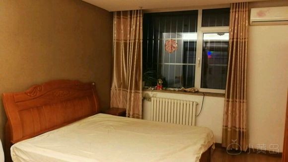 想要在黄岛西海岸汽车站附近租一套一室的房子，长期租住