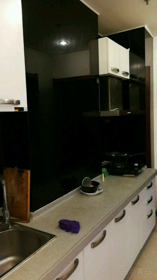 想要在黄岛西海岸汽车站附近租一套一室的房子，长期租住