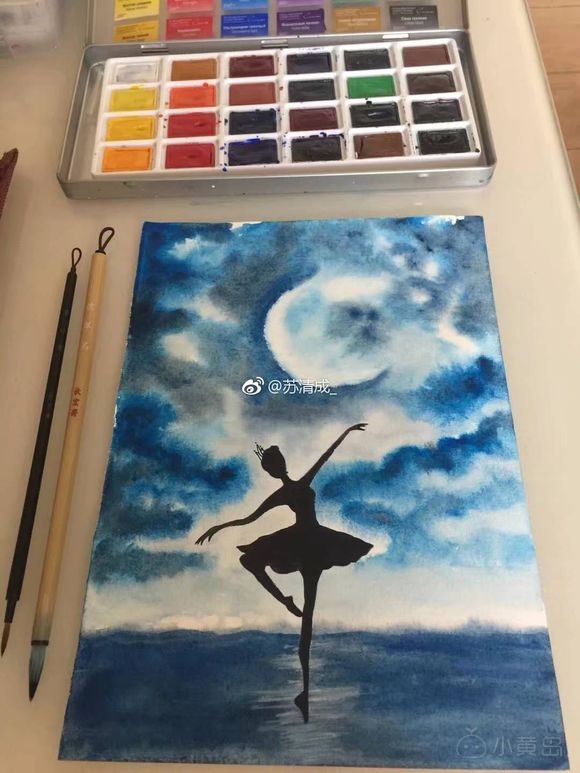 今天画了一只鹿，后面的以前画的……