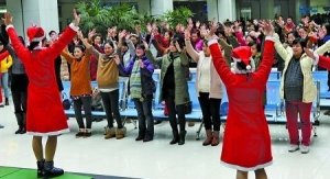 92名孕妇集体跳健身操吓坏婆婆