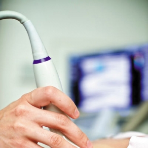 哪些人容易发生羊水栓塞？