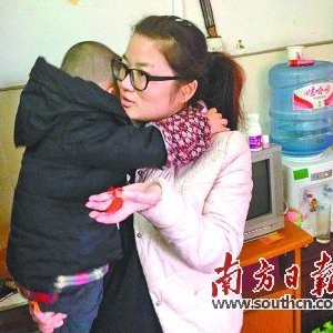 男童被关小黑屋，不敢再回幼儿园