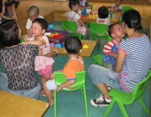 幼儿园老师的止哭招数(图)
