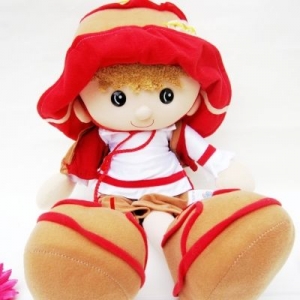 别不信，男婴更爱洋娃娃