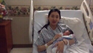 纽约华裔小夫妻迎来“元旦宝宝”