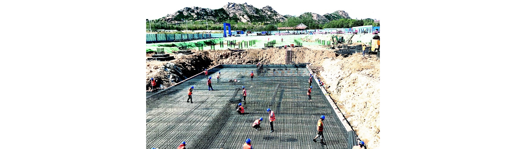 主题教育走深走实，古镇口融合区旗帜树工地决战四季度—— 确保固定资产投资完成200亿 ...