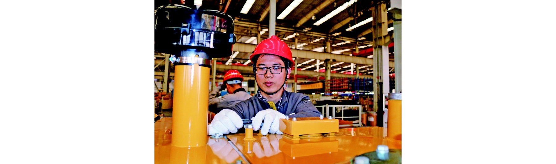 开足马力忙冲刺